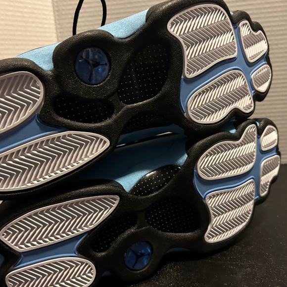 Air Jordan 13 Retro 'Black University Blue' - Picture 6 of 8